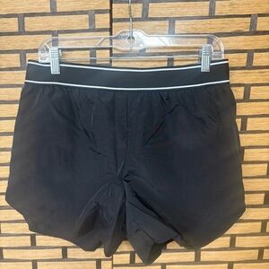 Sincerely Jules Black Shorts Size Large